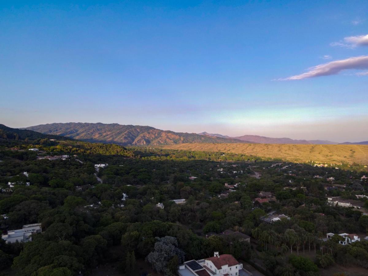 Hostal El Cerrito San Lorenzo San Lorenzo  Dış mekan fotoğraf