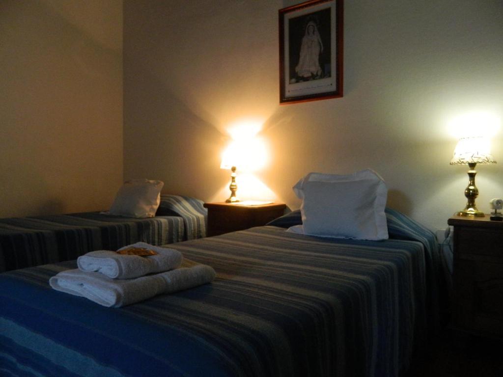Hostal El Cerrito San Lorenzo San Lorenzo  Dış mekan fotoğraf