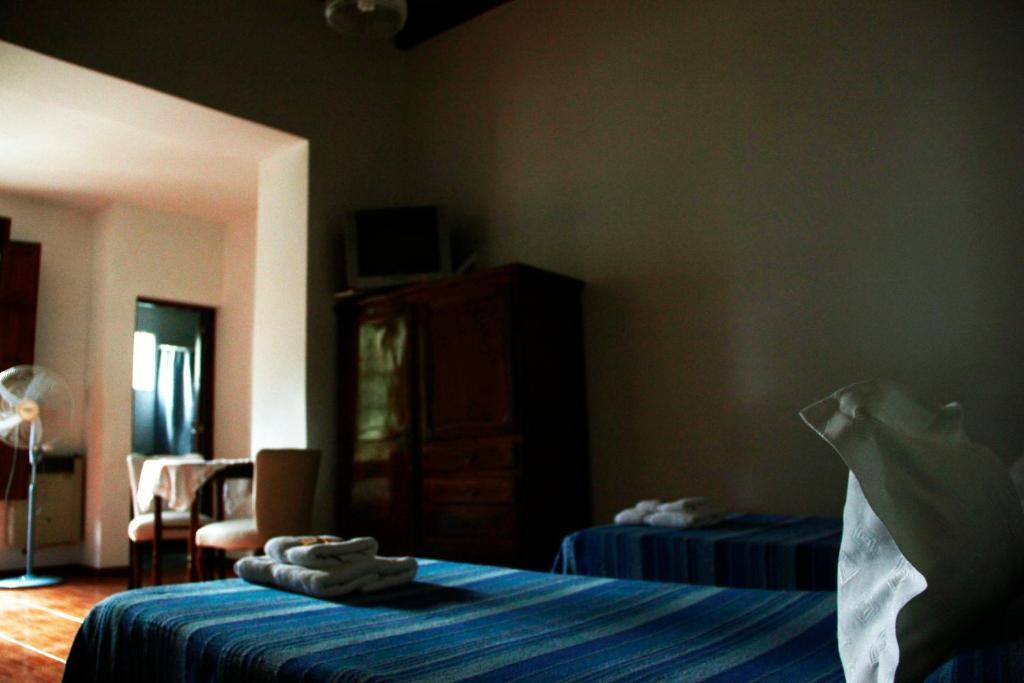 Hostal El Cerrito San Lorenzo San Lorenzo  Dış mekan fotoğraf