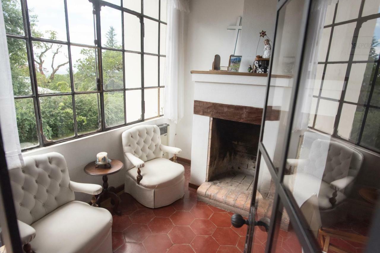 Hostal El Cerrito San Lorenzo San Lorenzo  Dış mekan fotoğraf