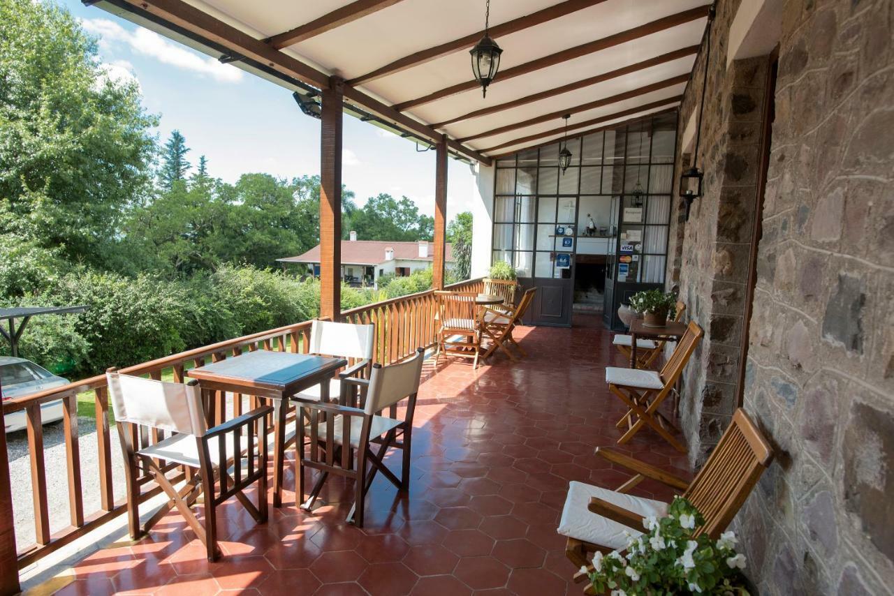 Hostal El Cerrito San Lorenzo San Lorenzo  Dış mekan fotoğraf